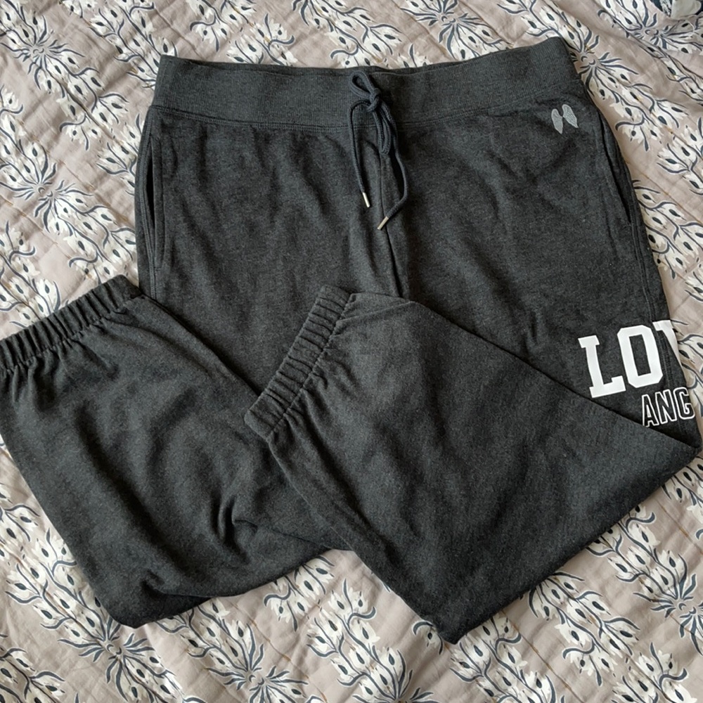 NWOT VS grey jogger sweatpants